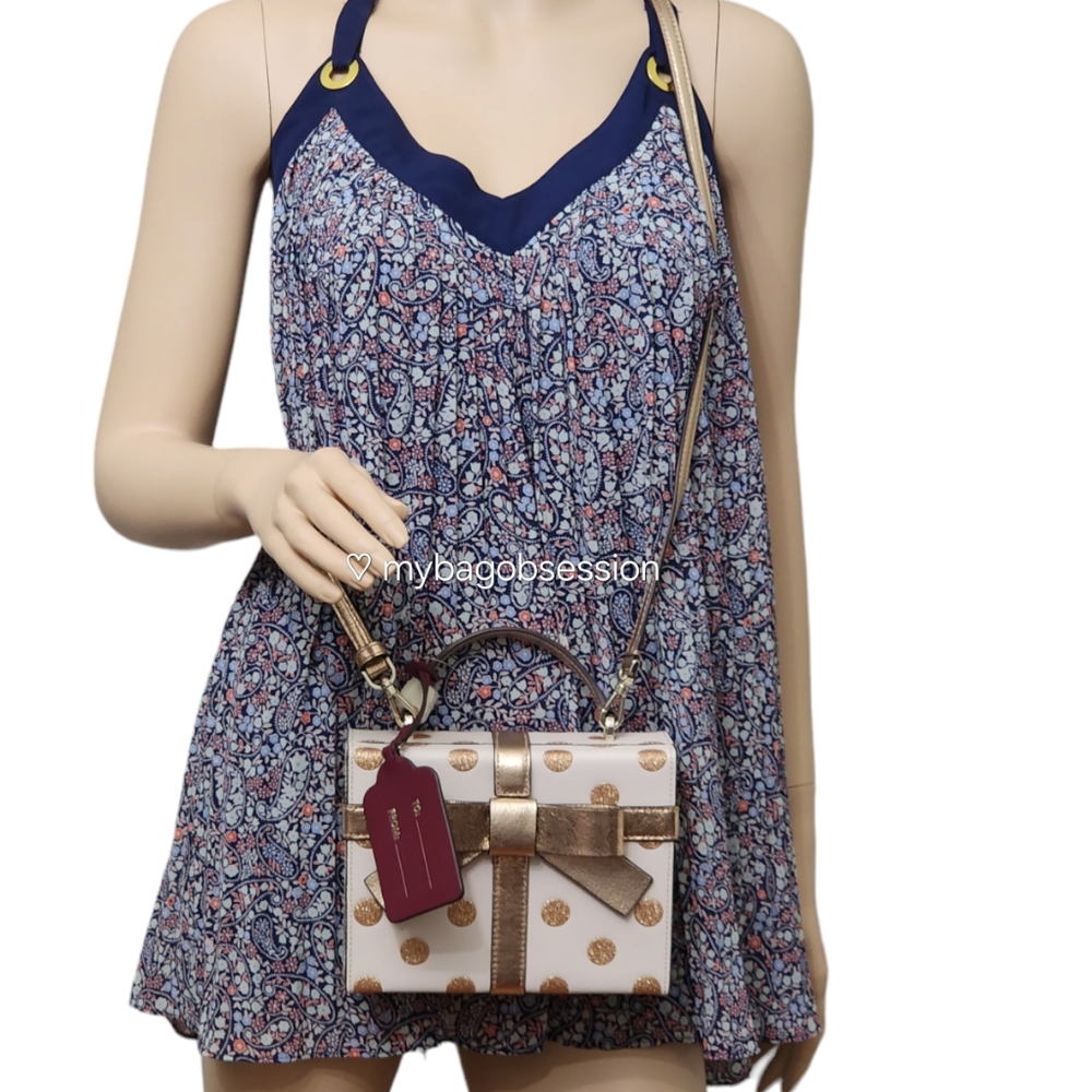 Kate Spade Wrapping Party Dot Gift Box Crossbody - Picture 8 of 10